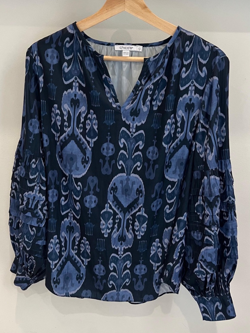 Chico's Blue pleated Top Blouse